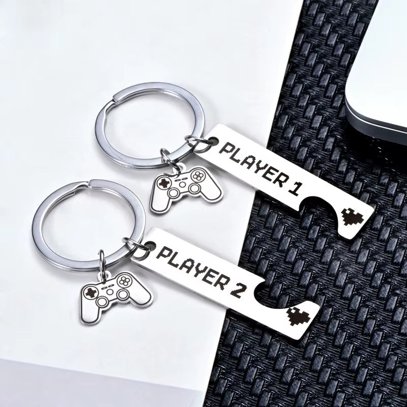 2 PCS Funny Couple Gamers Gifts Player 1 Player 2 Matching Keychain for Her Him Girlfriend Boyfriend Valentine'S Day Gaming Gift