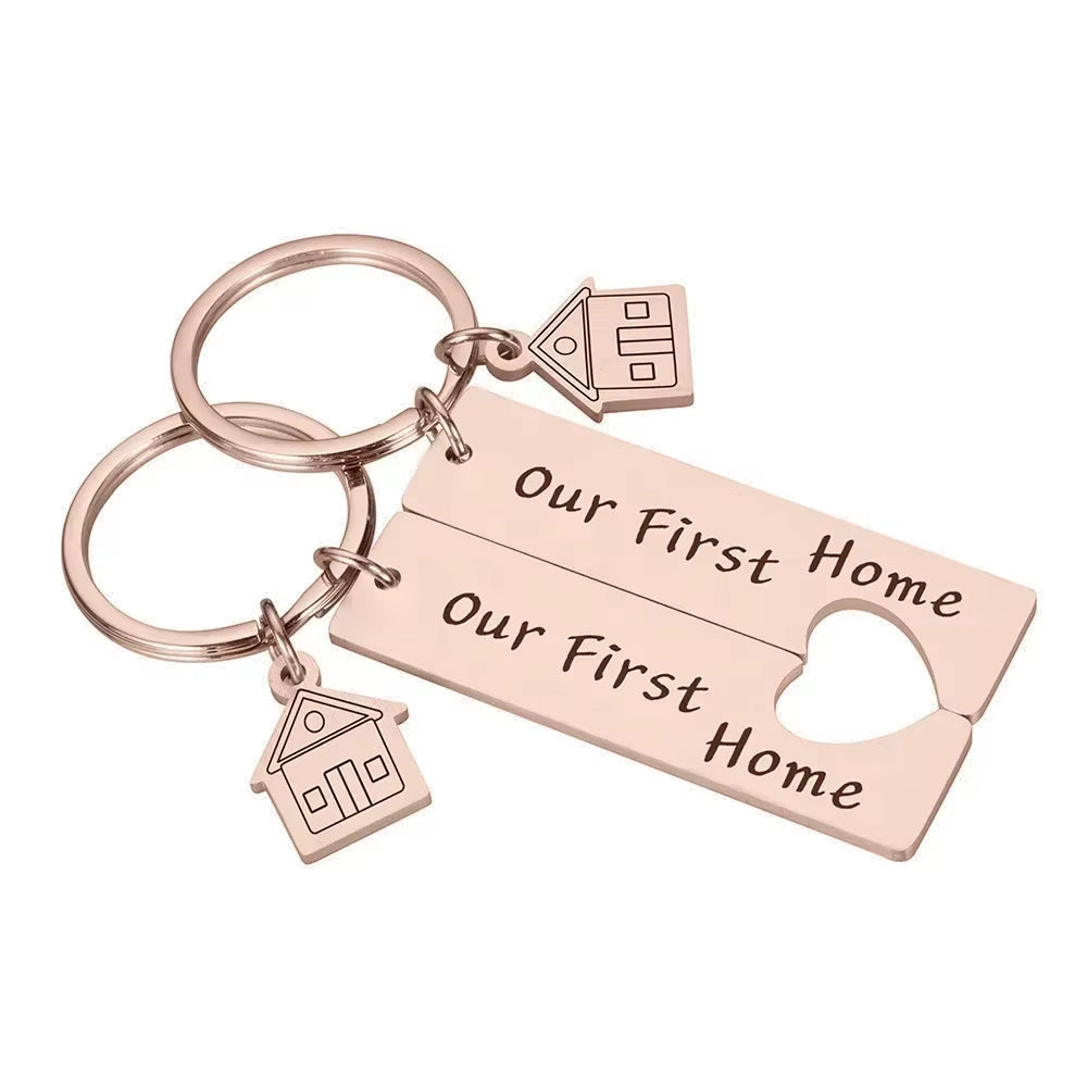 Customized Couples Keychain Boyfriend Girlfriend Keyring Husband Anniversary Valentine Day Gift Pinky Promise Women Men Keychain