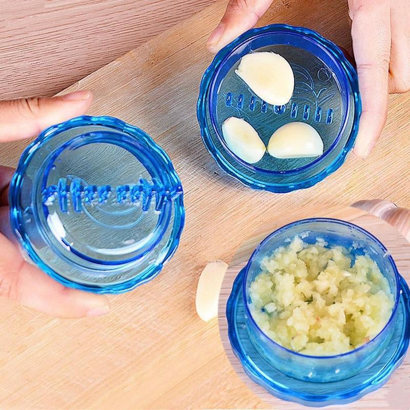 Mini Garlic Chopper, 1 Count Twisting Garlic Mincer, Manual Hand Twist Garlic Twister, Mini Chopper Can for Garlics, Onion Chopper, Kitchen Utensils